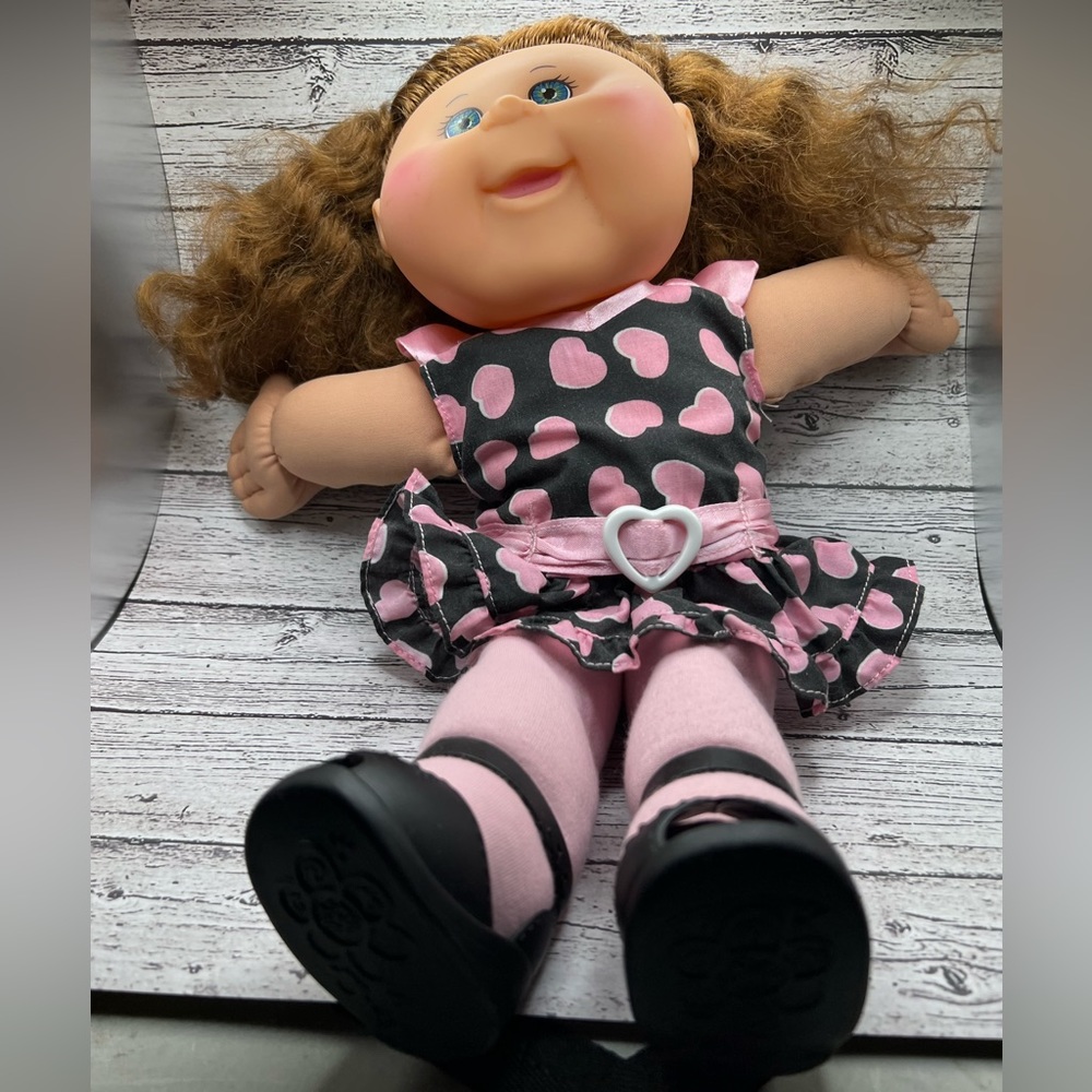 Cabbage Patch Kid 2011 Girl Doll